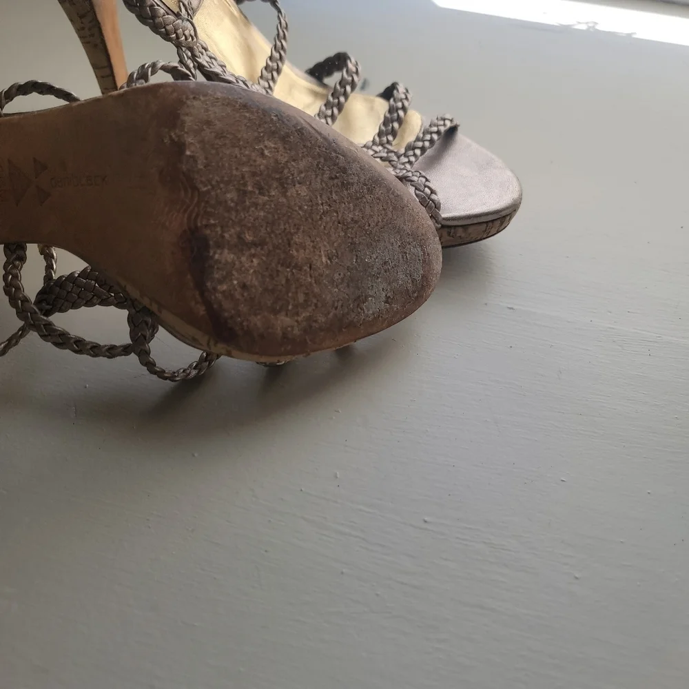 DaniBlack, Platform Metallic Sandal, 81/2M